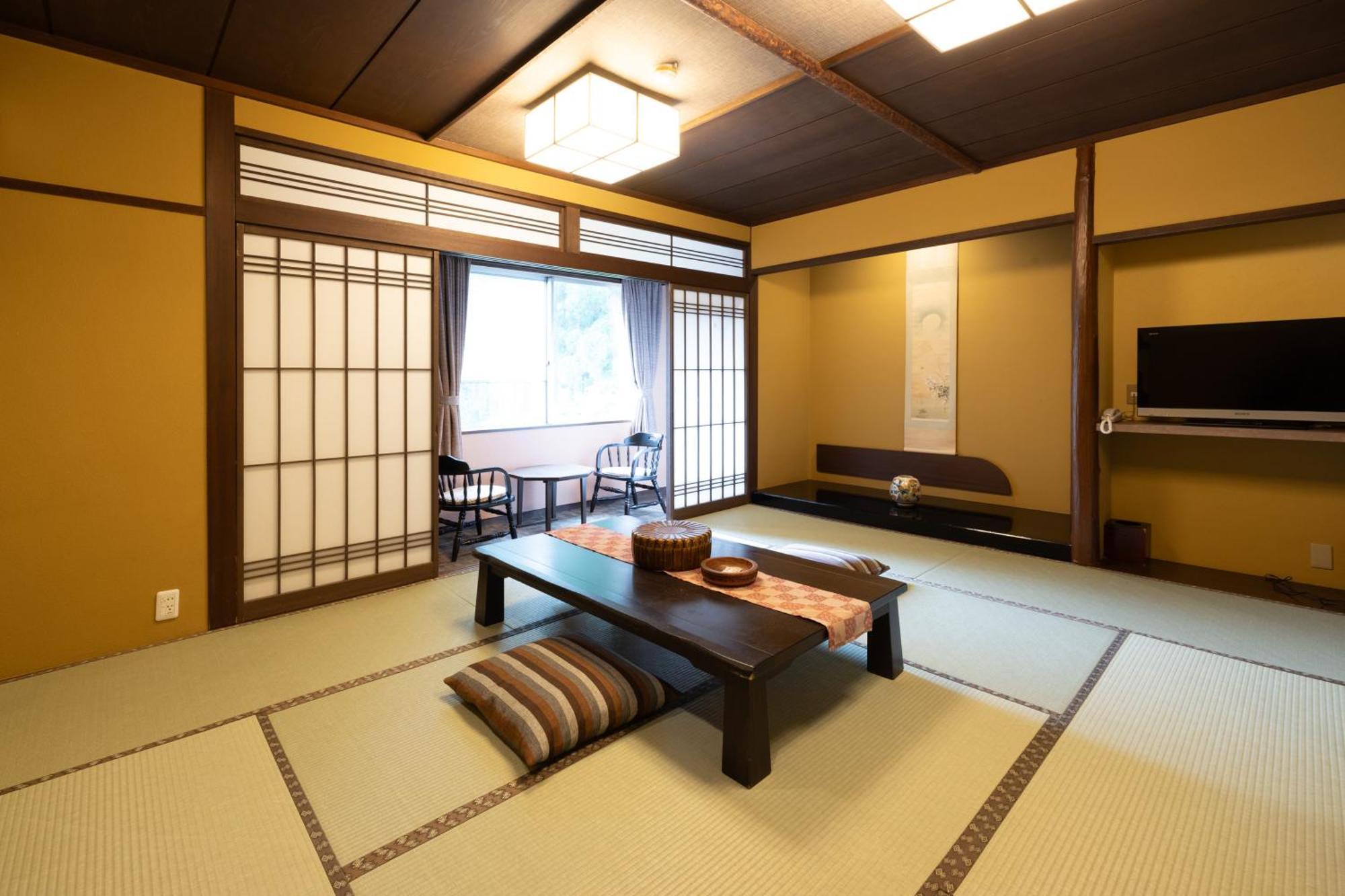 โรงแรมอิชิริโนะ โคเงง โรอัง Hakusan ภายนอก รูปภาพ