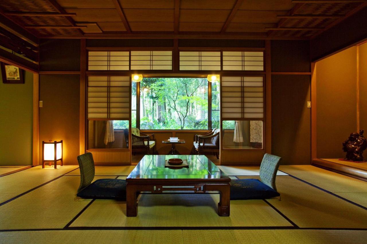 โรงแรมอิชิริโนะ โคเงง โรอัง Hakusan ภายนอก รูปภาพ