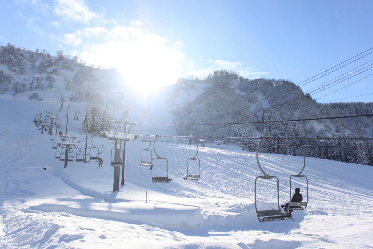 โรงแรมอิชิริโนะ โคเงง โรอัง Hakusan ภายนอก รูปภาพ
